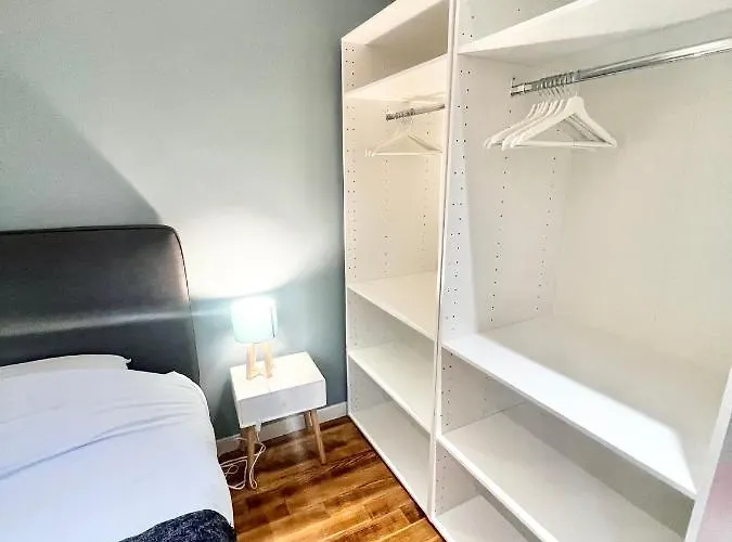 Meubles Saint Marc *