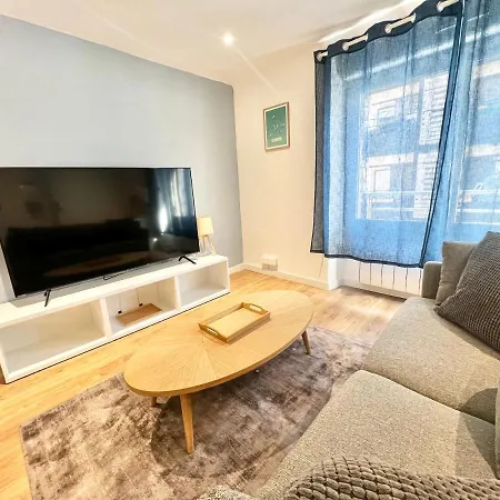 アパート Meubles Saint Marc *