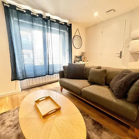 Meubles Saint Marc アパート