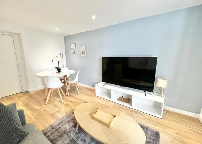 شقة Meubles Saint Marc بريست